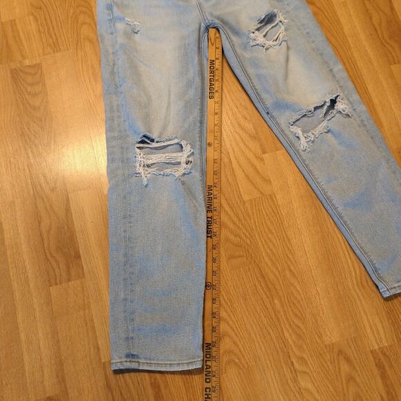 American Eagle Mom Straight Leg Jeans Womens 4 Blue High Rise Distressed - Picture 2 of 8